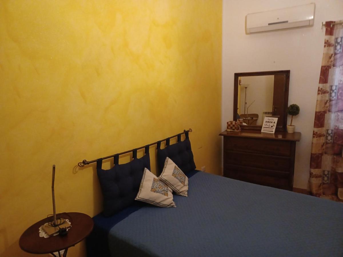 Nostra Casa Suites Palermo Pokój zdjęcie